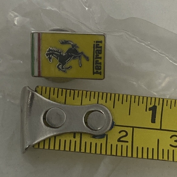 FERRARI YELLOW Lapel Pin / Button - Picture 4 of 4